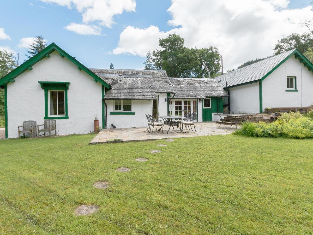 Graces Cottage Port Of Menteith Exterior photo